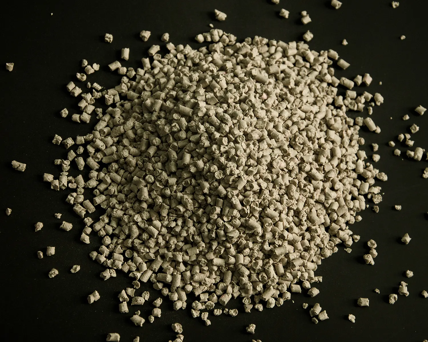 Best crushed tofu cat litter with high absorption popular in UK